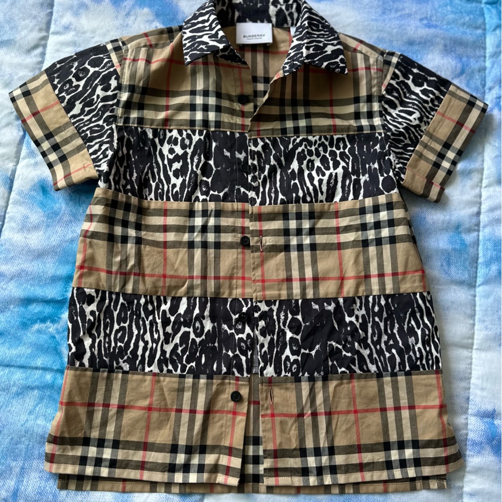 Kids Burberry shirt